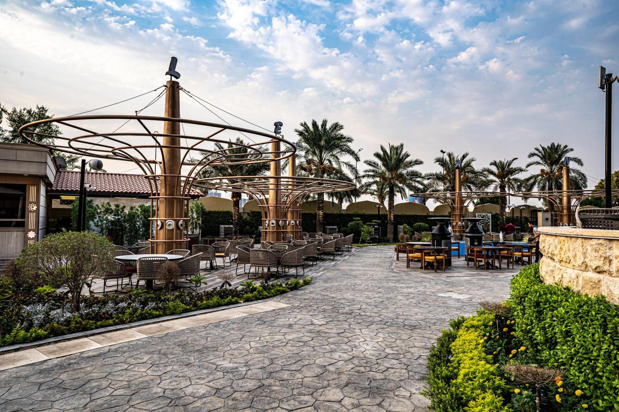בגדד Babylon Rotana Hotel מראה חיצוני תמונה