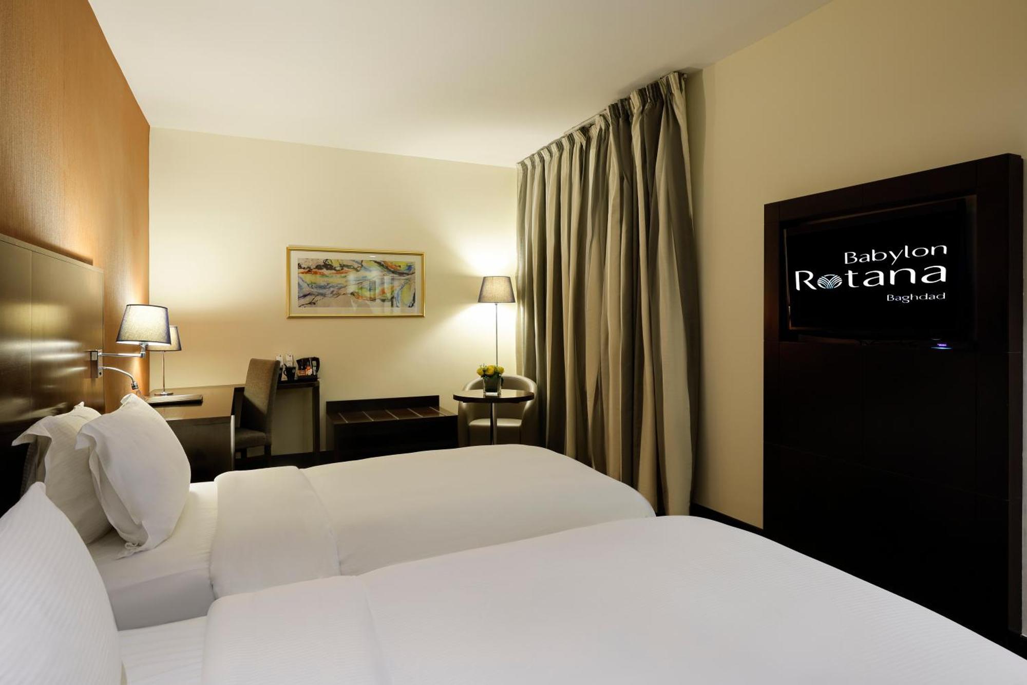 בגדד Babylon Rotana Hotel מראה חיצוני תמונה