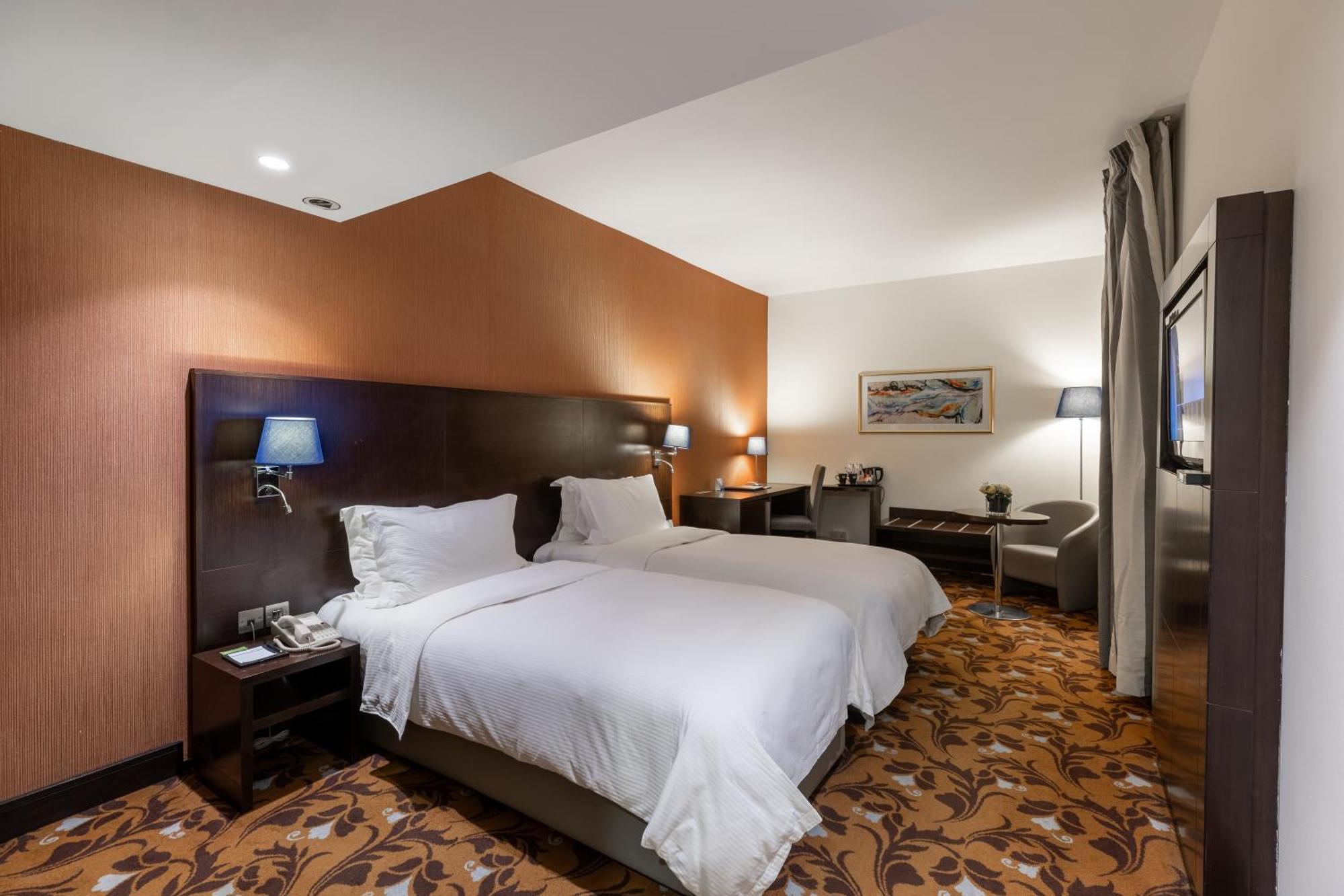 בגדד Babylon Rotana Hotel מראה חיצוני תמונה